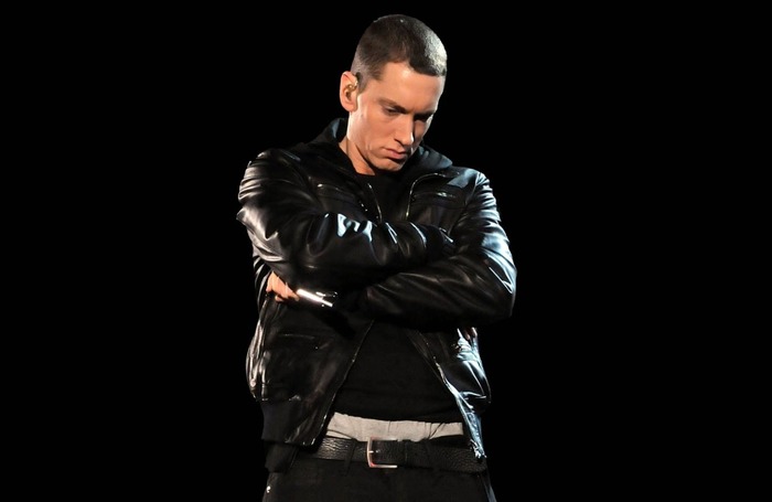 Перевод песни Eminem — Walk On Water, изображение 6